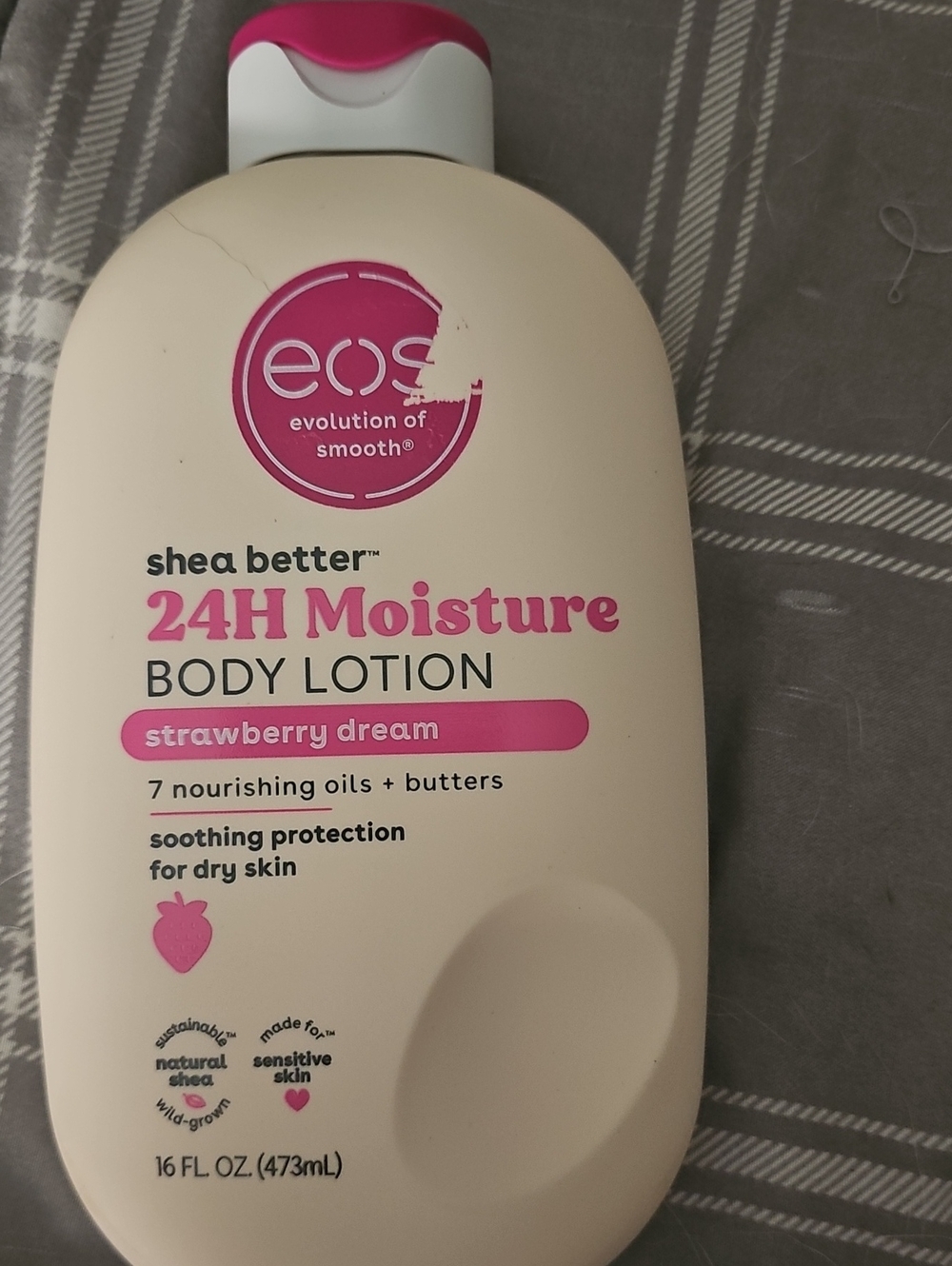 eos 24H Moisture Body Lotion — Pink and Cream